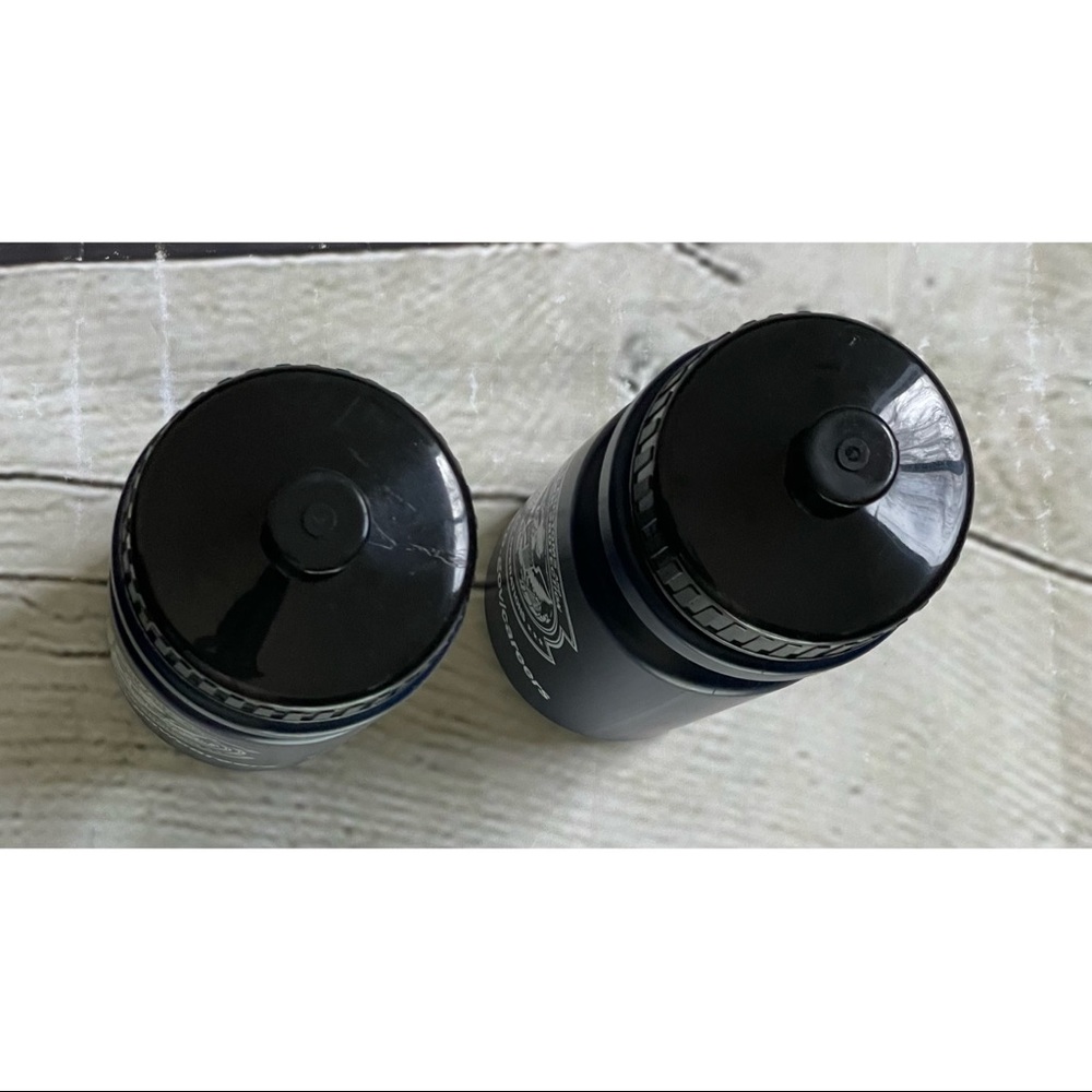 Set Of Two US Customs & Border Control Water Bottles - Picture 4 of 9